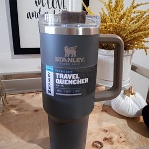Brand New Stanley Adventure Quencher Tumbler 40 oz